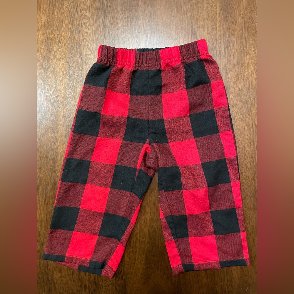 Old Navy Red and Black Plaid Elastic Waist Pants